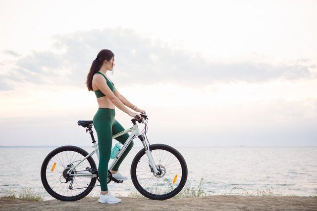 lightweight hybrid bike under 500