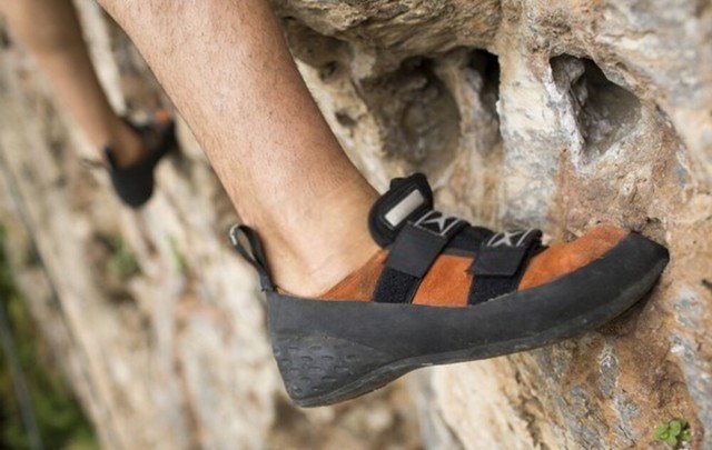 How to Break in Climbing Shoes? HoodMWR