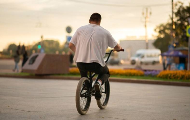 Types of BMX Seats, Posts and Size Hood MWR