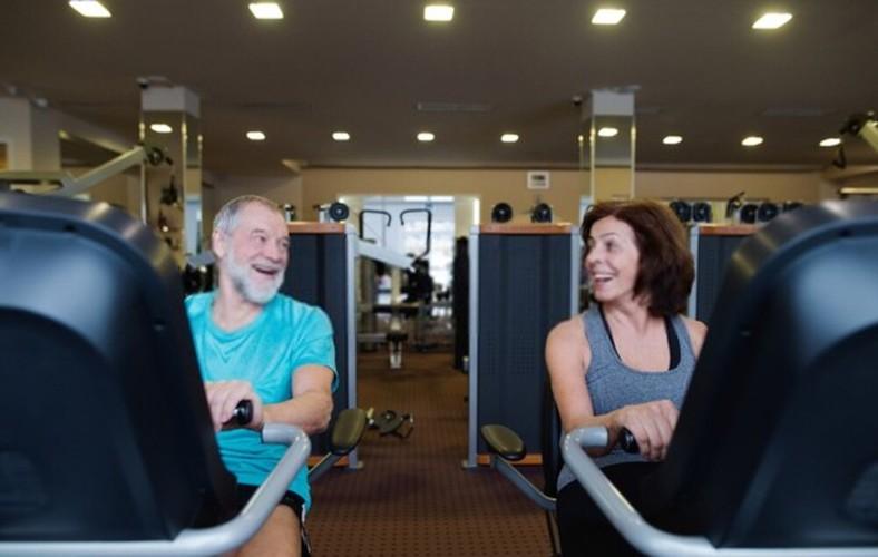 Recumbent Bike VS Upright Bike Speed HoodMWR