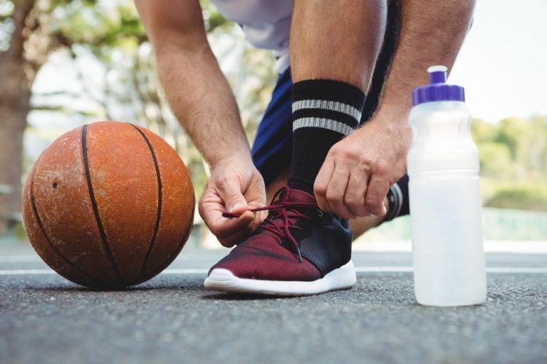 4 Ways To Tie Your Basketball Shoes Hood MWR