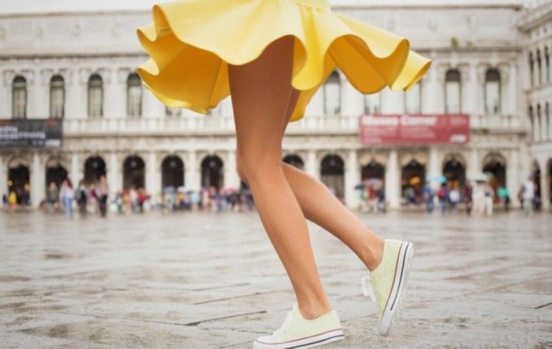 yellow dress shoes combination