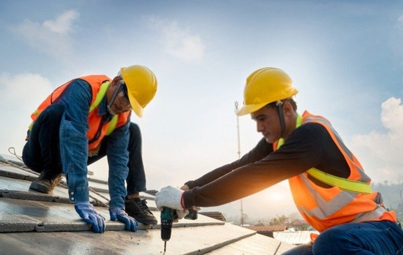 Who Would Benefit From Steel Toe Boots?