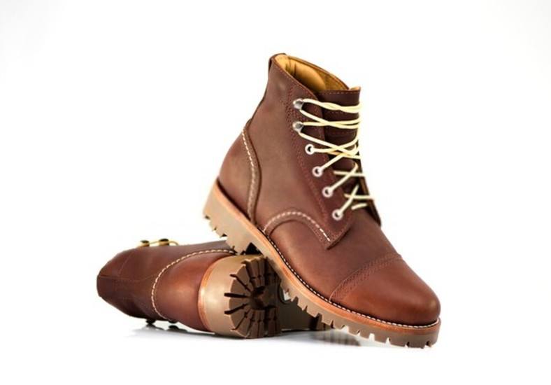 What are Soft Toe Boots
