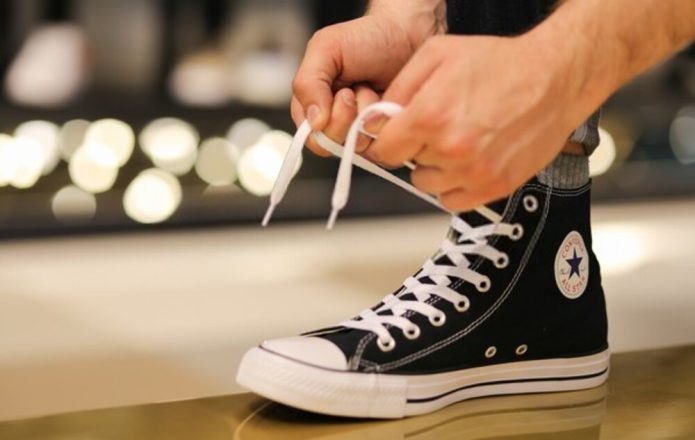 Why Converse Makes Good Lifting Shoes 