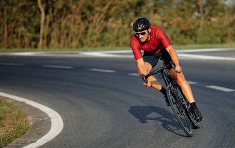 Benefits of Doing Exercise before/after Cycling