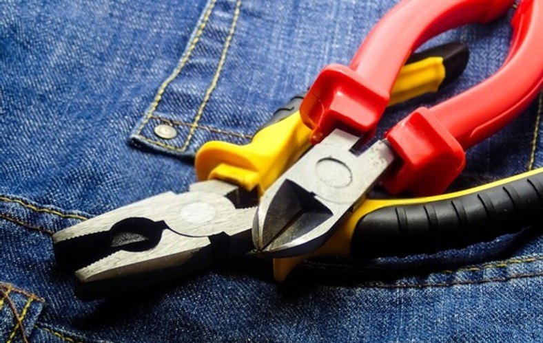 4/A Pair of Pliers
