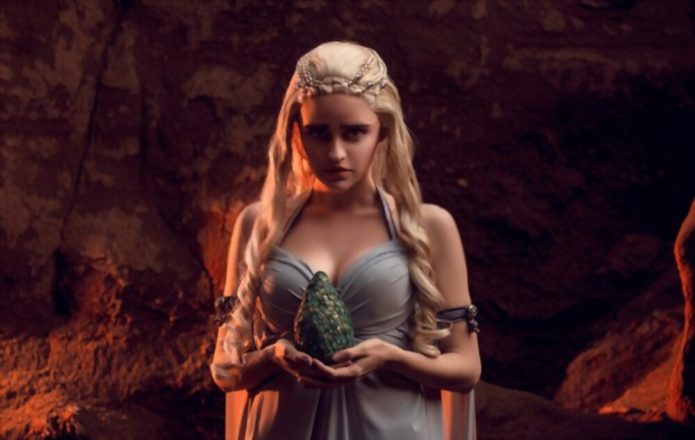 3. Daenerys Targaryen from Game of Thrones - wide 4