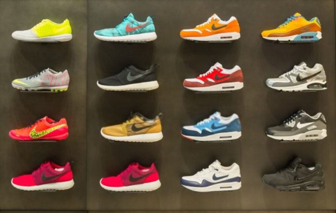 Top 25 Shoes Display Ideas