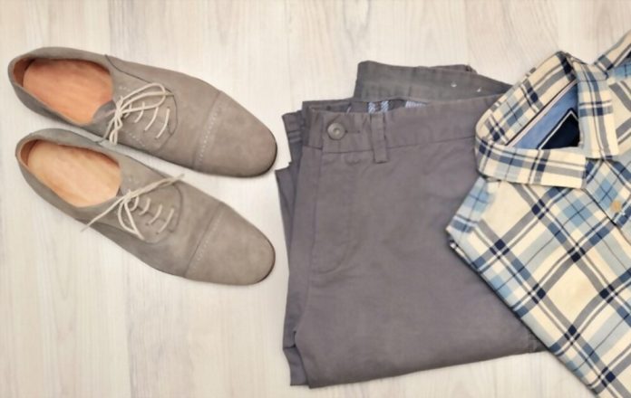 36 Ideas of What to Wear With Gray Shoes - Hood MWR