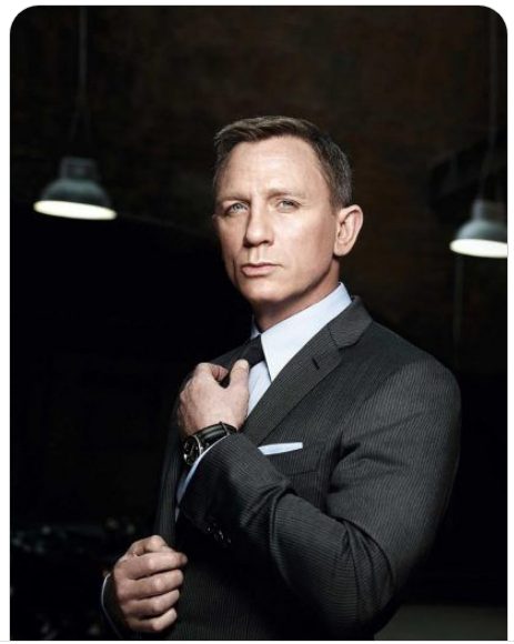 Daniel Craig