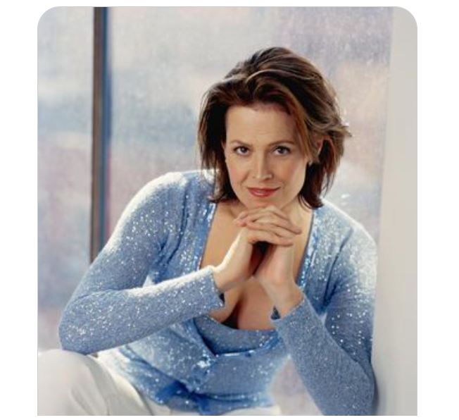 Sigourney Weaver
