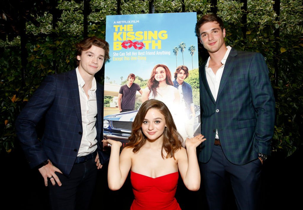 Joey King Height How Tall Is She? Hood MWR