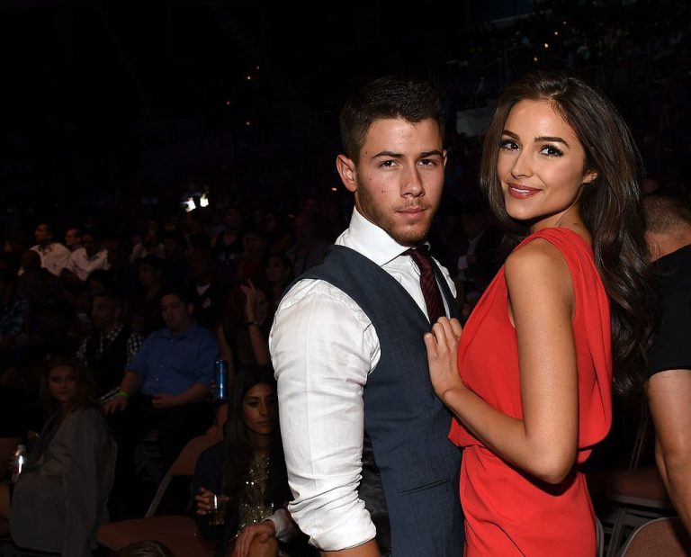 Nick Jonas Height How Tall is He? Hood MWR