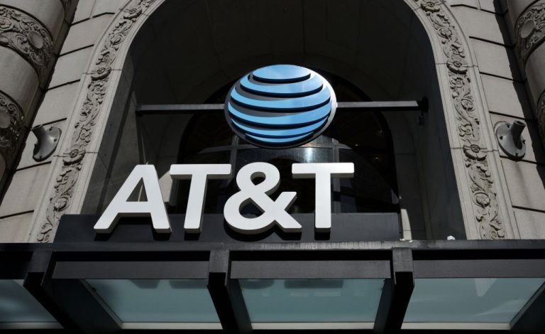 Who Plays Lily In The At&T Commercial? - Hood MWR