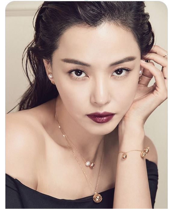 Honey Lee