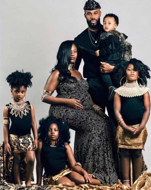 Black Outfit Ideas That Match Your Family’s Style 