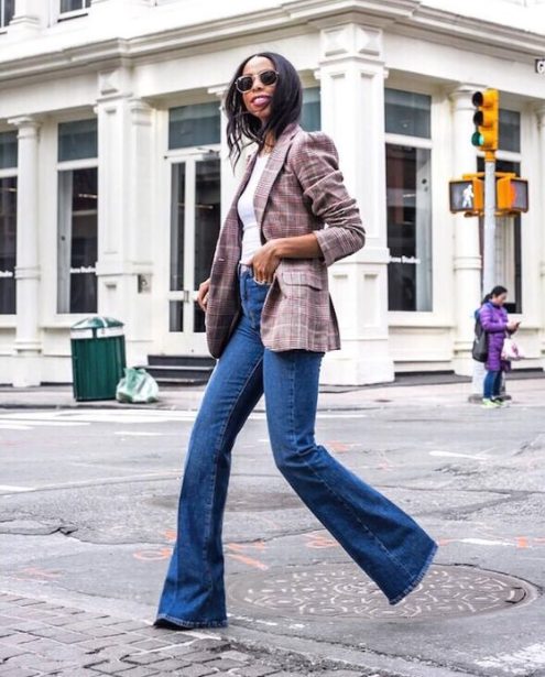 25 Stunning Outfit Ideas to Wear with Flare Jeans 2022 - Hood MWR