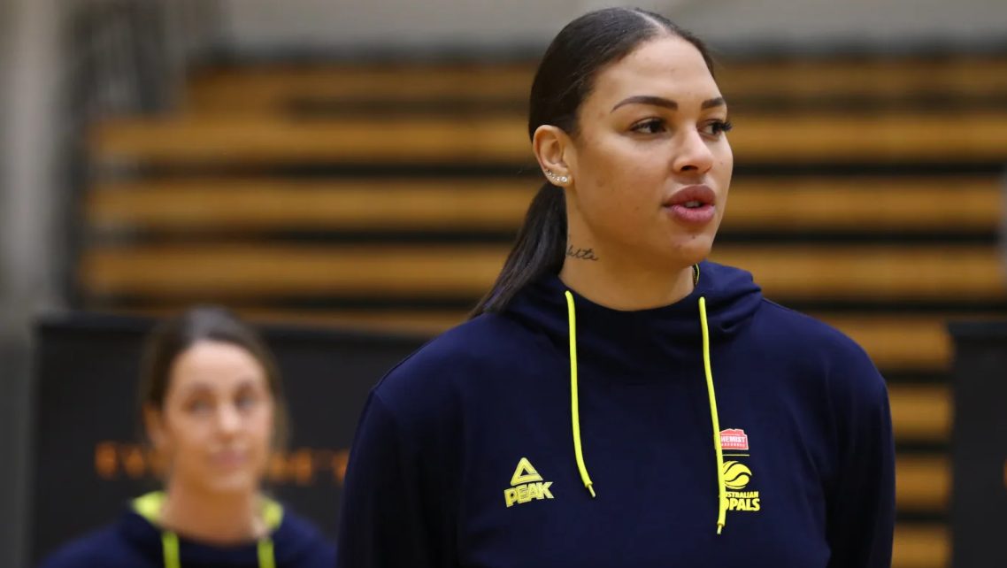 Liz Cambage