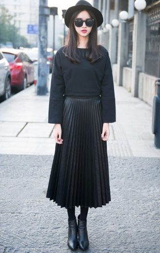 Black Long-sleeved Shirts with Pleated Midi Skirts and Leather Boots