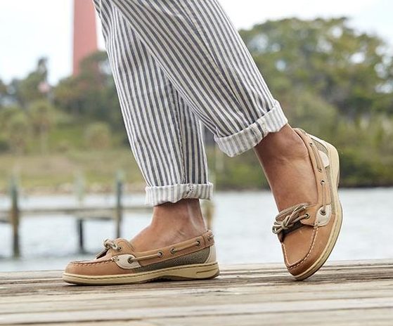 Boat Shoes (Sperry)