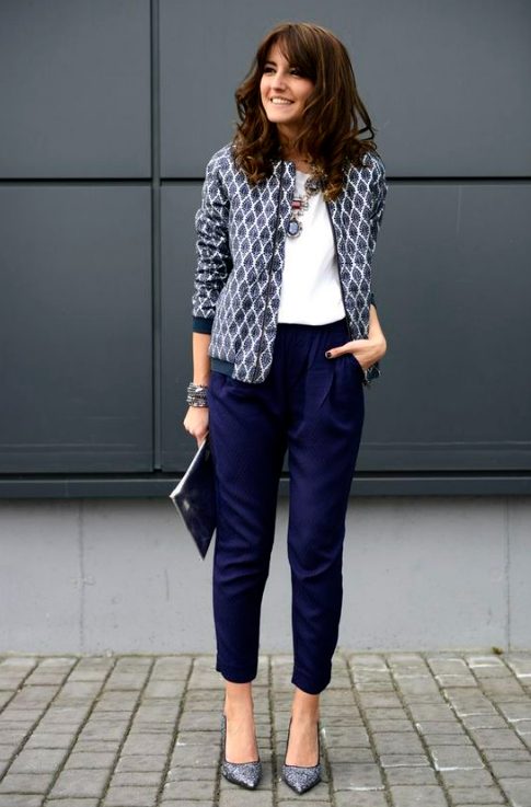 What Shoes to Wear with Navy Pants for Women's - Buy and Slay