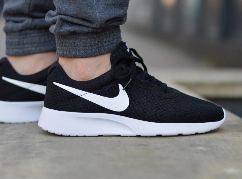 Nike Tanjun