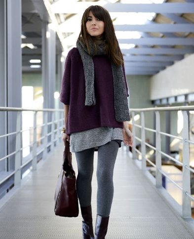 Dark Purple Oversized Sweater with a Grey T-shirt and Grey Leggings