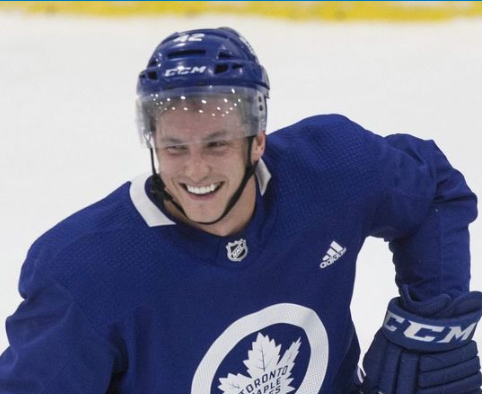 21. Tyler Bozak