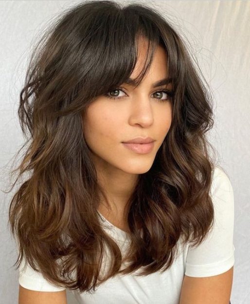 Layered Wavy Hair With Bangs