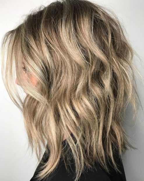 Medium Shaggy Bob