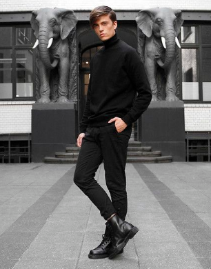 All-black Outfits
