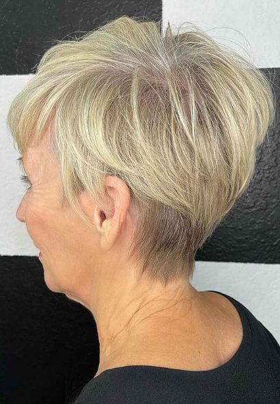 30 Timeless Wedge Haircuts for Women Over 60 In 2022 - Hood MWR