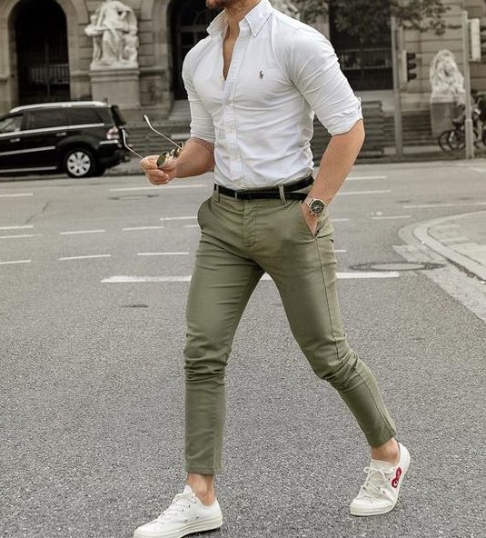 29 Stylish Outfit Ideas To Wear With Green Pants 2023 - Hood MWR