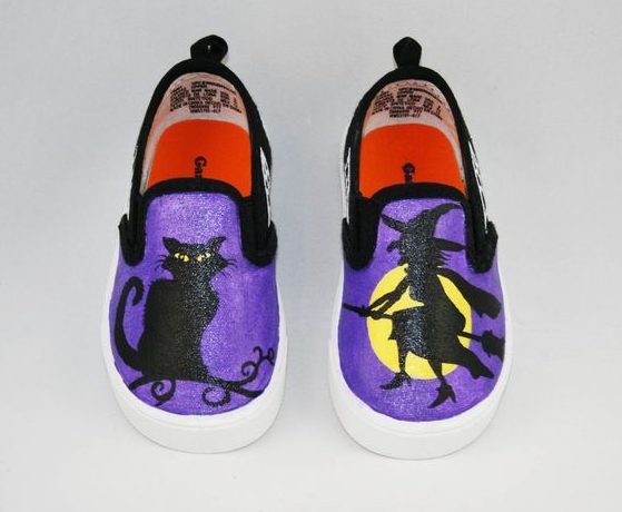 Shoe Painting for Halloween 