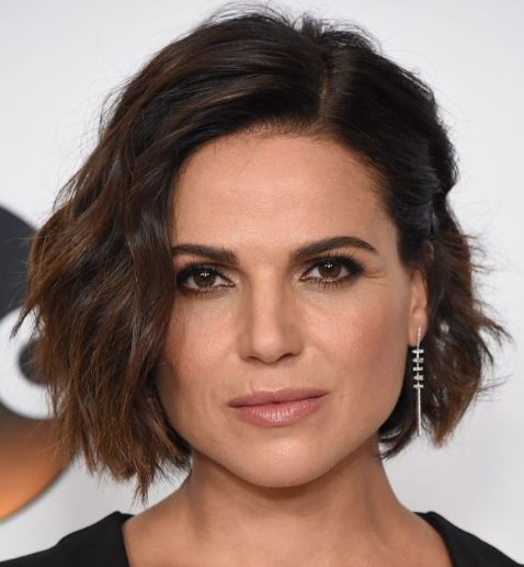 The Short Wavy Bob Hairstyle