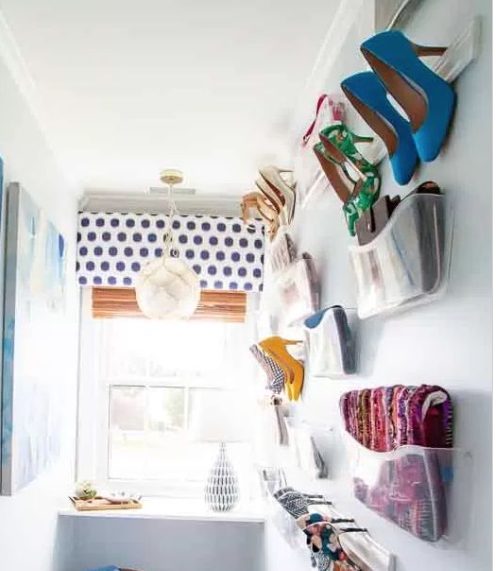 Easy DIY Wall Mounted Shoe Rack