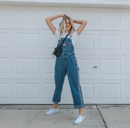 Overalls Combined with T-shirt and Sneakers