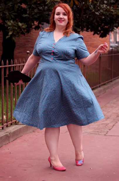 Tips for Fat Girl to Look Slim and Stylish girlfriend 406x618 Xxx Photo Tips for Fat Girl to Look Slim and Stylish