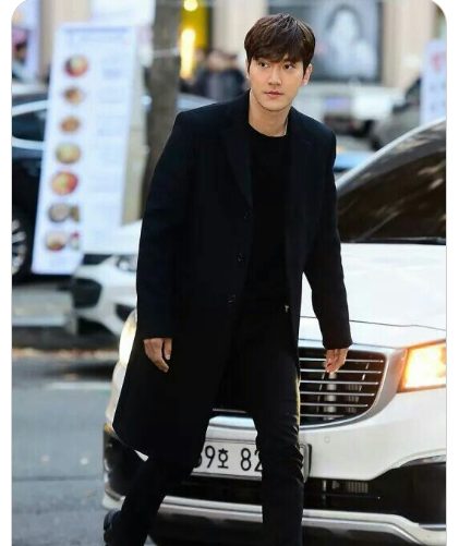 Balenciaga on sale trainer outfit