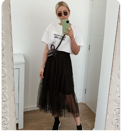 red balenciaga sock shoes outfit｜TikTok Search