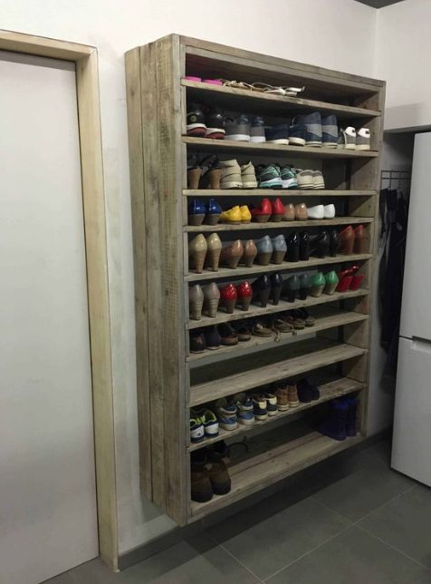 Repurposed Pallet Shoe Rack