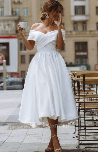 Vintage Off Shoulder Dress in White 
