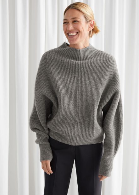 Voluminous Turtleneck Knit Jumper in Grey