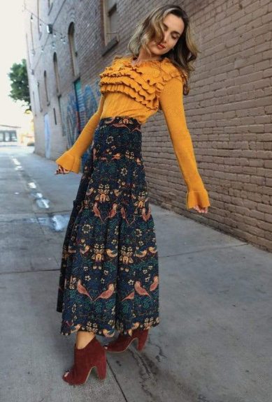 Long Maxi Skirt With Boots