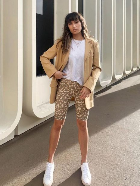 Blazer & T-shirt with Spacedye Printed High Waisted Biker Shorts