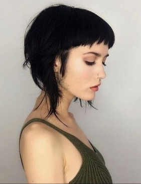 Long Mullet With Side Part For Women