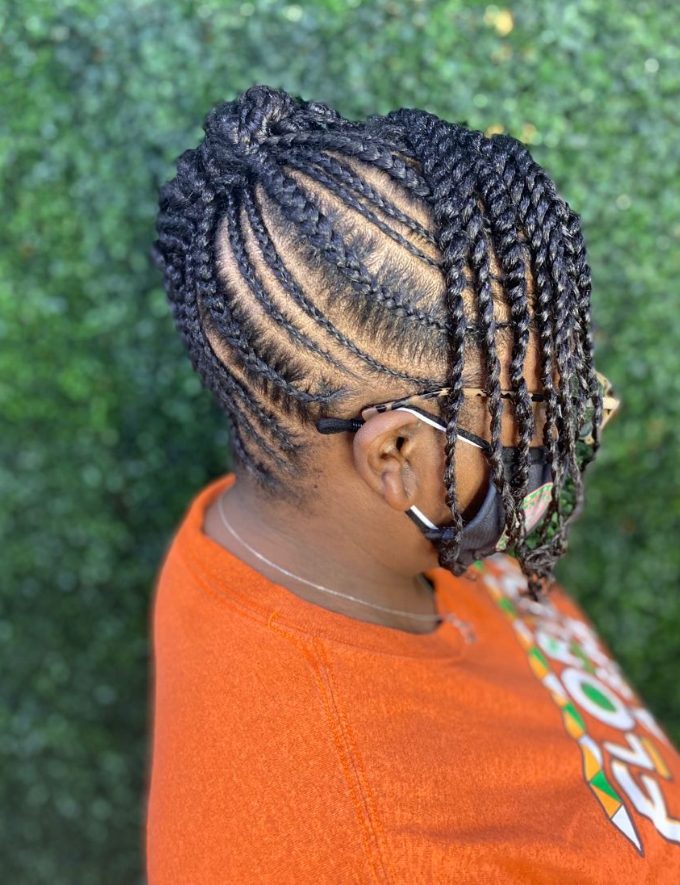 Braid with Curves