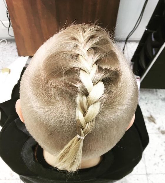 Single cornrow braids for men