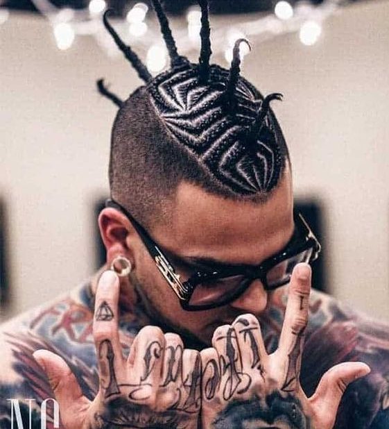 Unique Mohawk with undercut